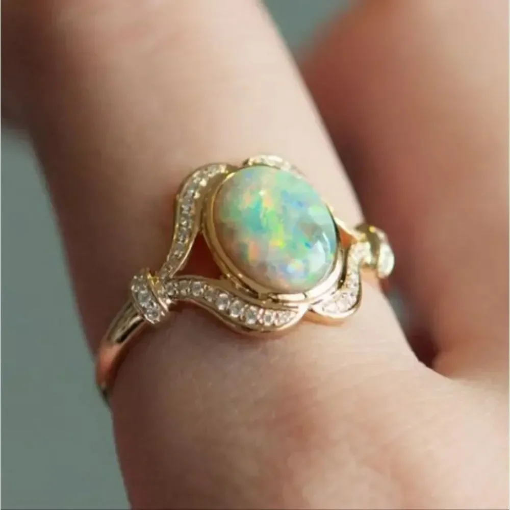 boutique elegant gold